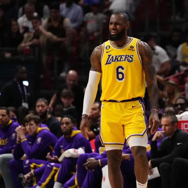 lebron-james-12-28-22.jpg